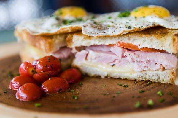Breakfast Sandwich