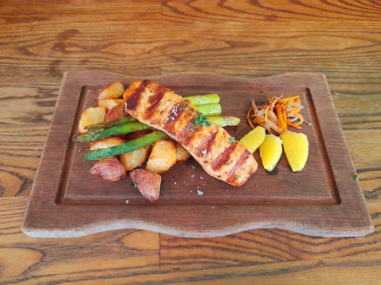 Grilled Salmon 