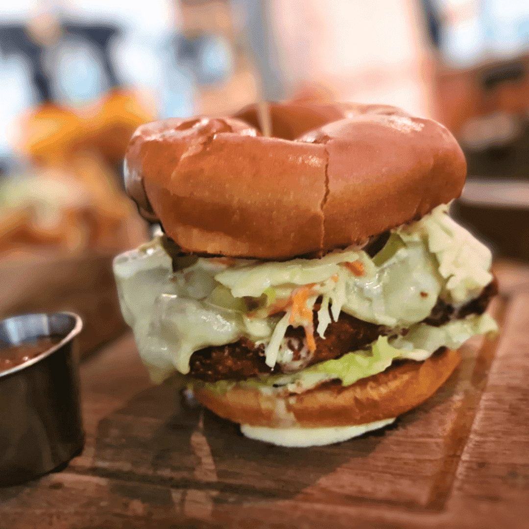 CRISPY JERK CHICKEN SANDWICH