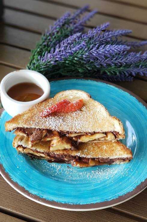 Grilled Nutella- Banana Sandwich