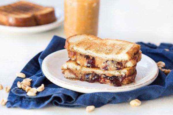 PB&J (Peanut Butter & Jelly)