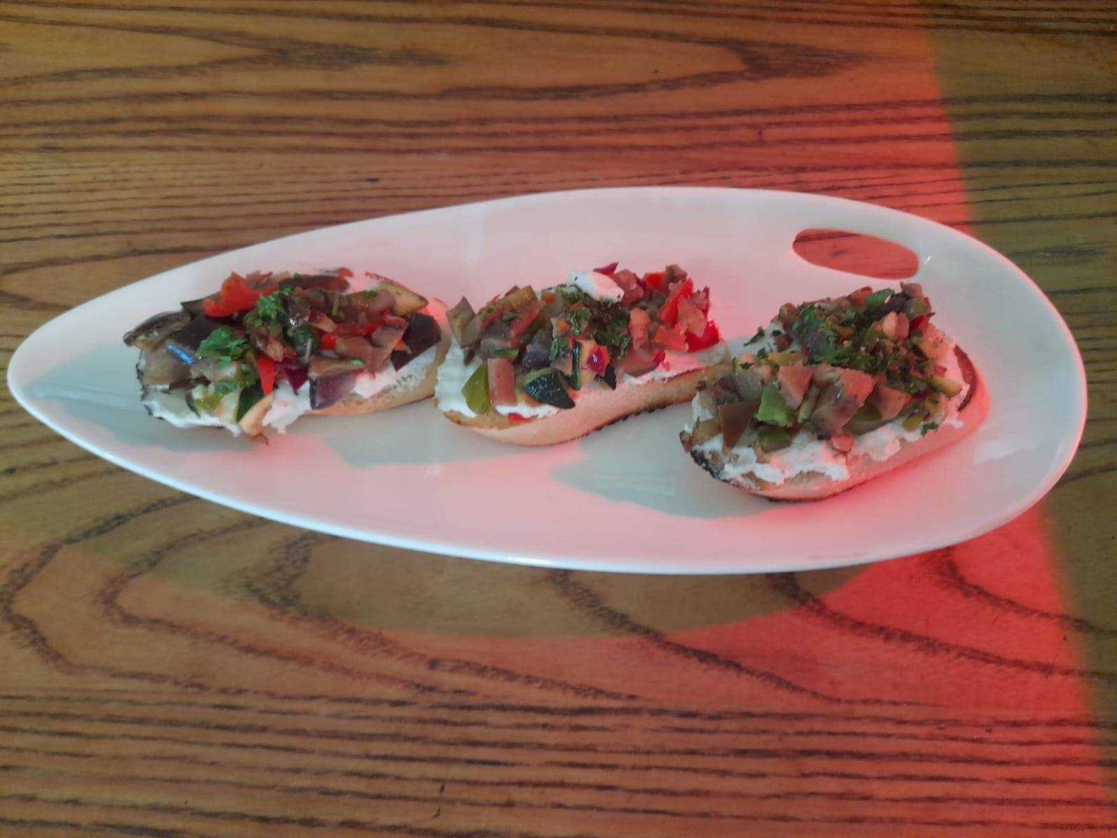 Grilled Vegetable Bruschetta 