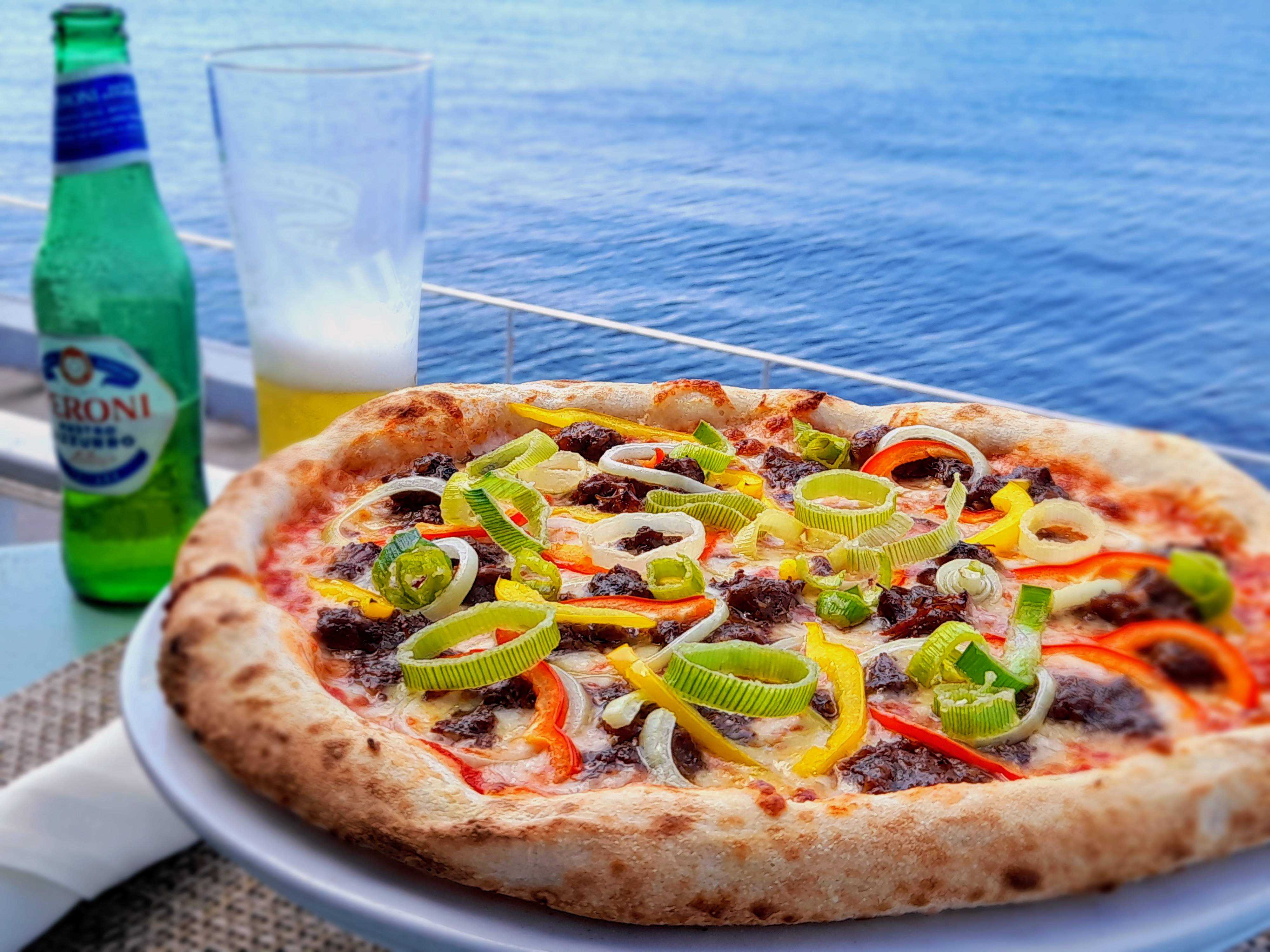 Oxtail Pizza